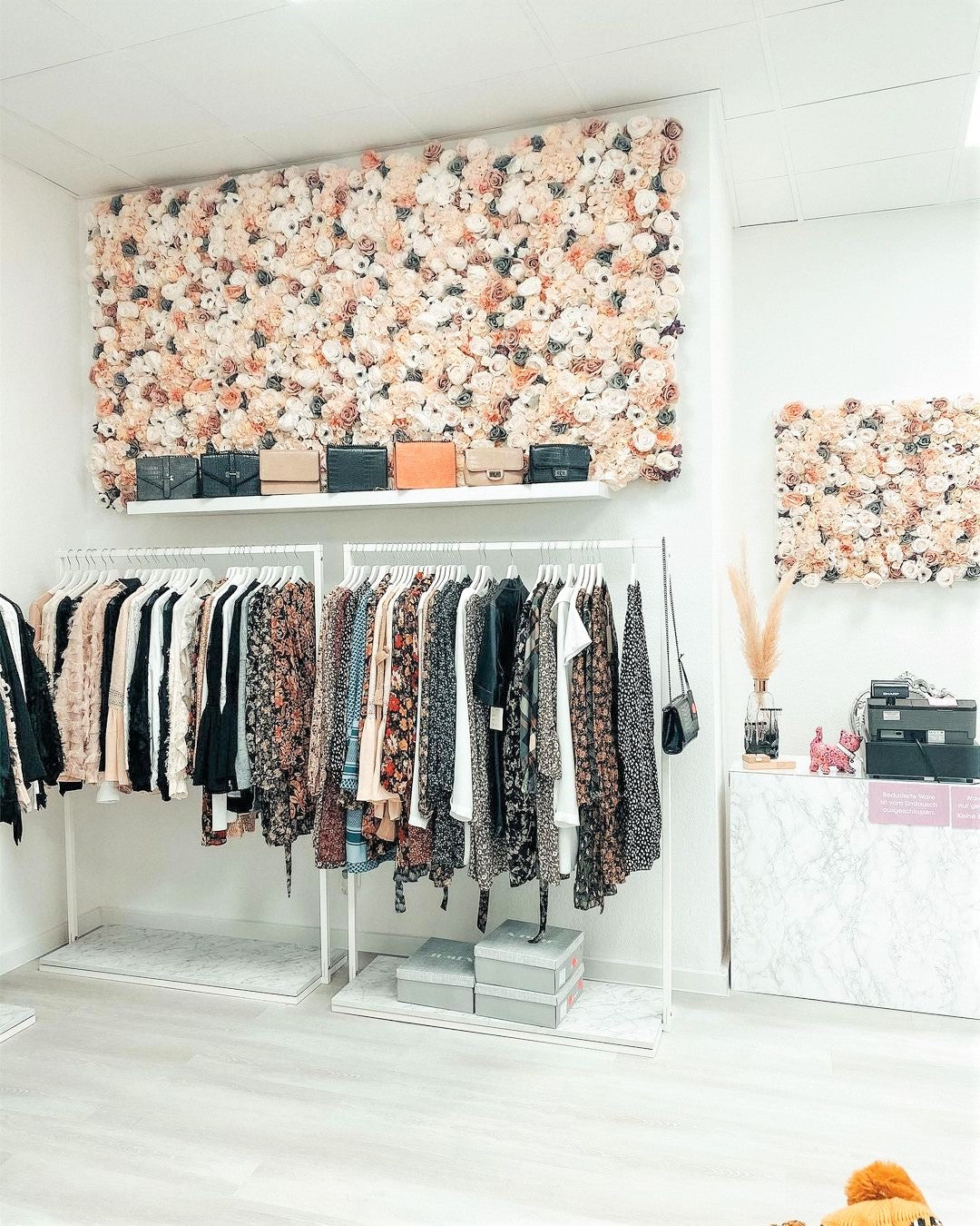 Flowerframe Home – Realtouch-Blüten mit Holzrahmen