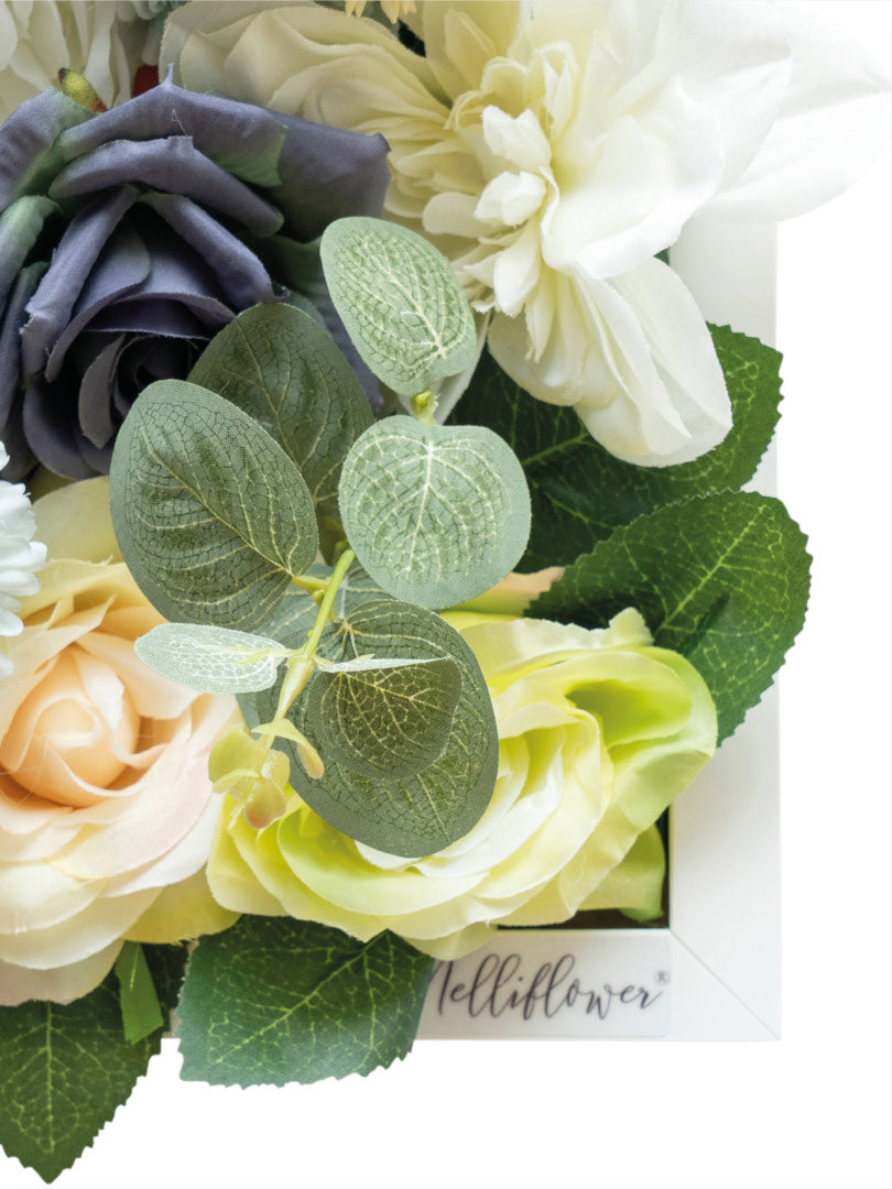 Flowerframe Scharfsinn – Realtouch-Blüten mit Holzrahmen