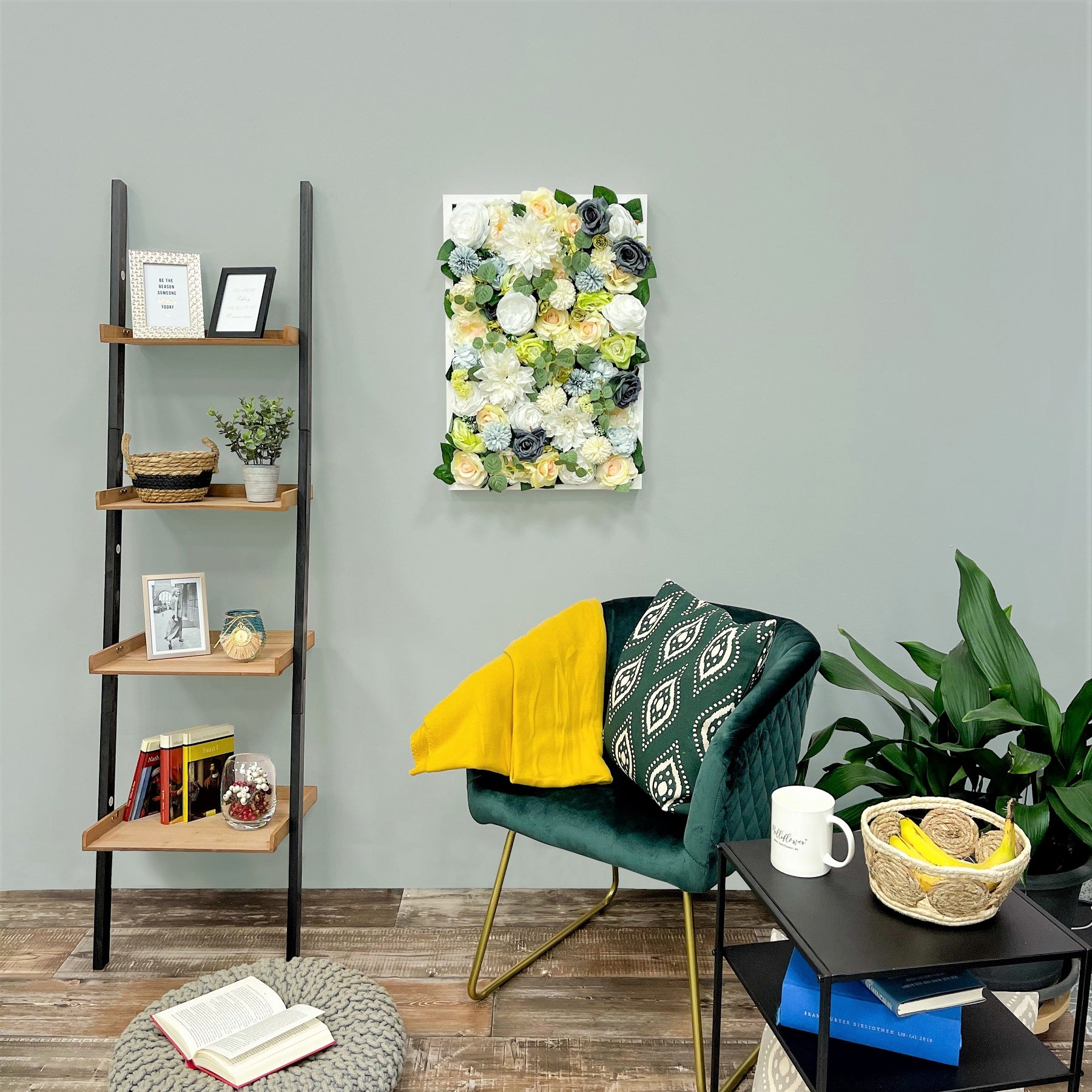 Flowerframe Scharfsinn – Realtouch-Blüten mit Holzrahmen