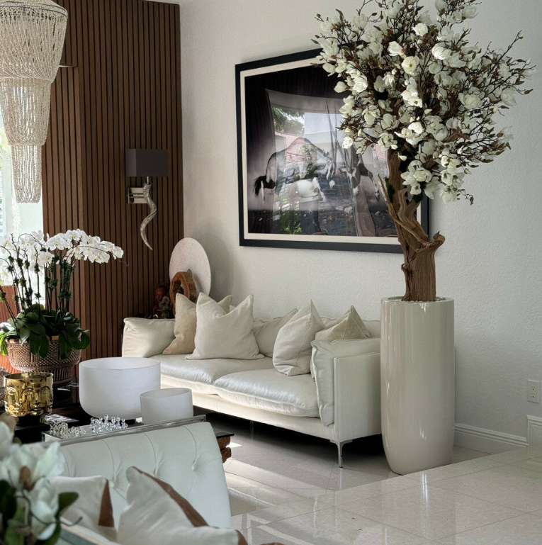 Magnolienbaum Weiss St. Tropez Beige – Florales Magnolien-Arrangement