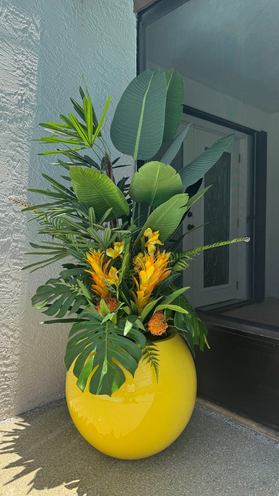 Tropen-Arrangement Gelb – Tropisches Kunst-Arrangement