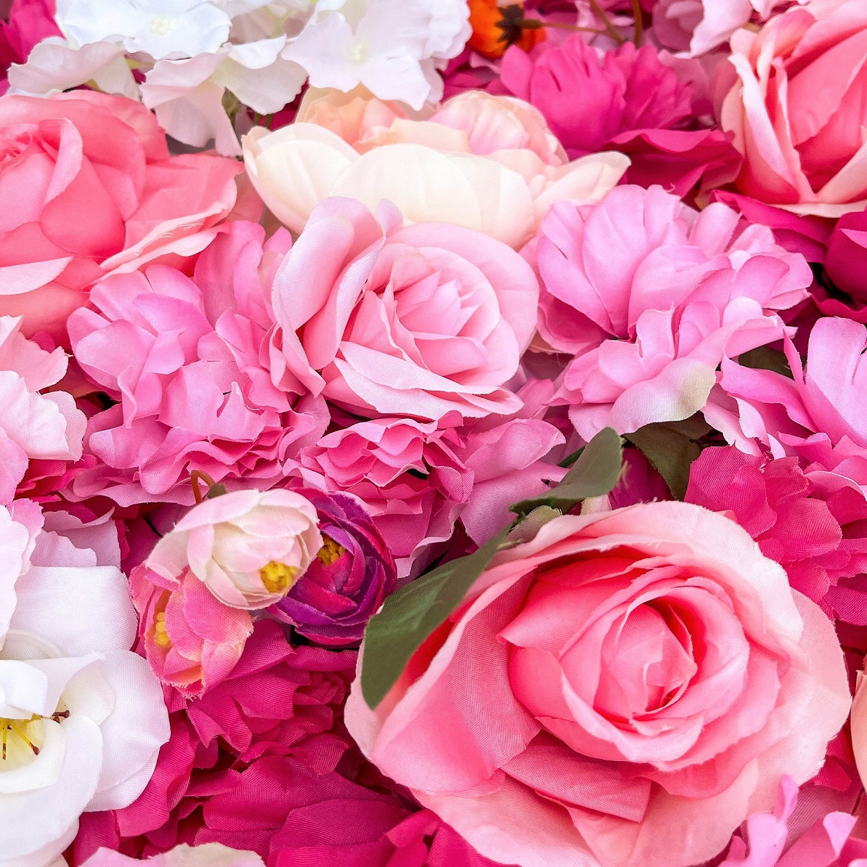 Blumenwand Miss Royal – Realtouch-Blütenwand