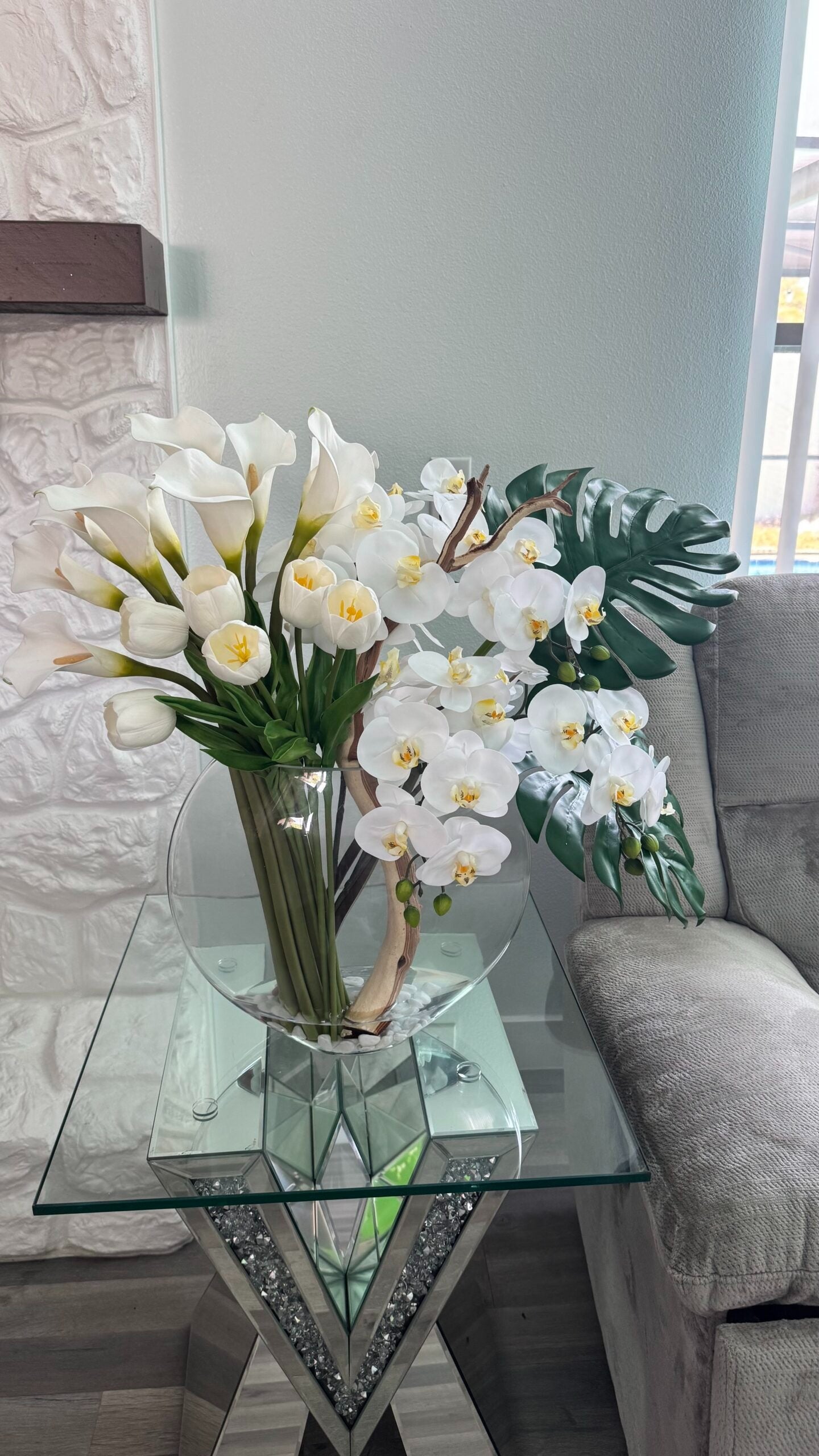 Moon Vase Blumenmix – Florales Kunst-Arrangement