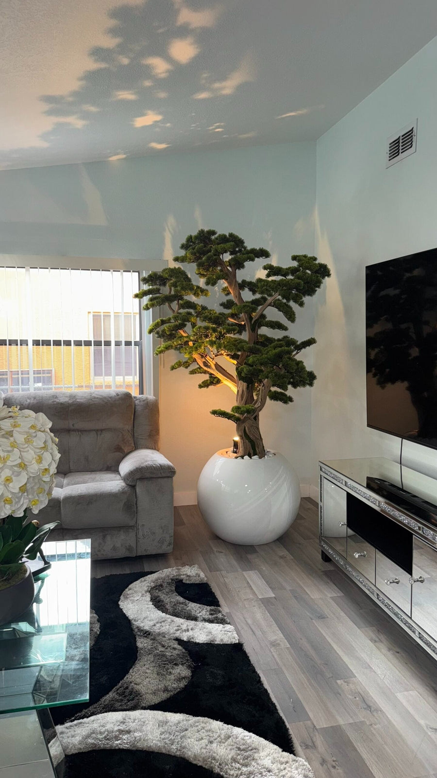 Bonsai Weiss 240 cm – Kunstbonsai im Design-Pflanzgefäß