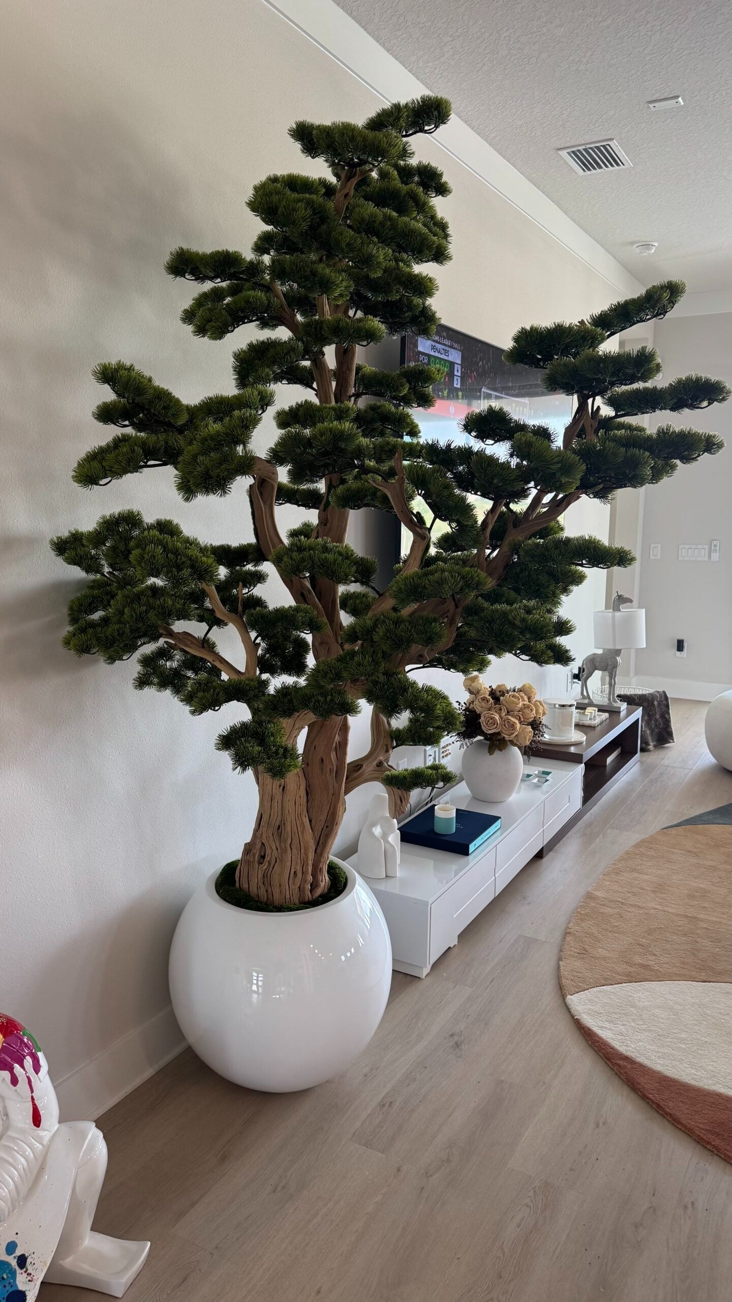 Bonsai Weiss – Kunstbonsai im Design-Pflanzgefäß